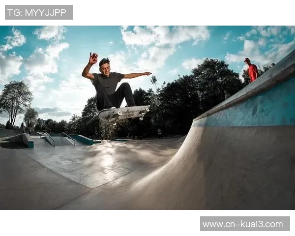 广州滑板队耐力训练揭秘:如何在极限运动中突破自我极限 广州滑板队耐力训练揭秘:如何在极限运动中突破自我极限